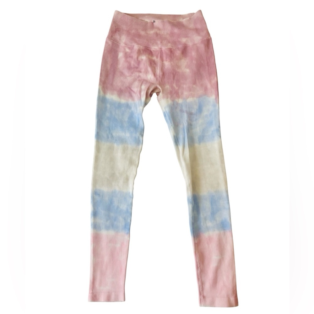 SPIRITUAL GANGSTER Pastel Ombré Love Sculpt Leggings  💚3/$25